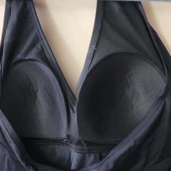 Swimsuits 🩱 for all top size 20 - Picture 5 of 6